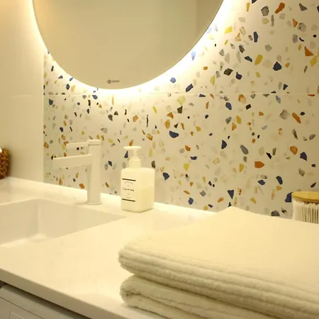 Apartment Your In Chisinau: Private Parking And Peaceful *